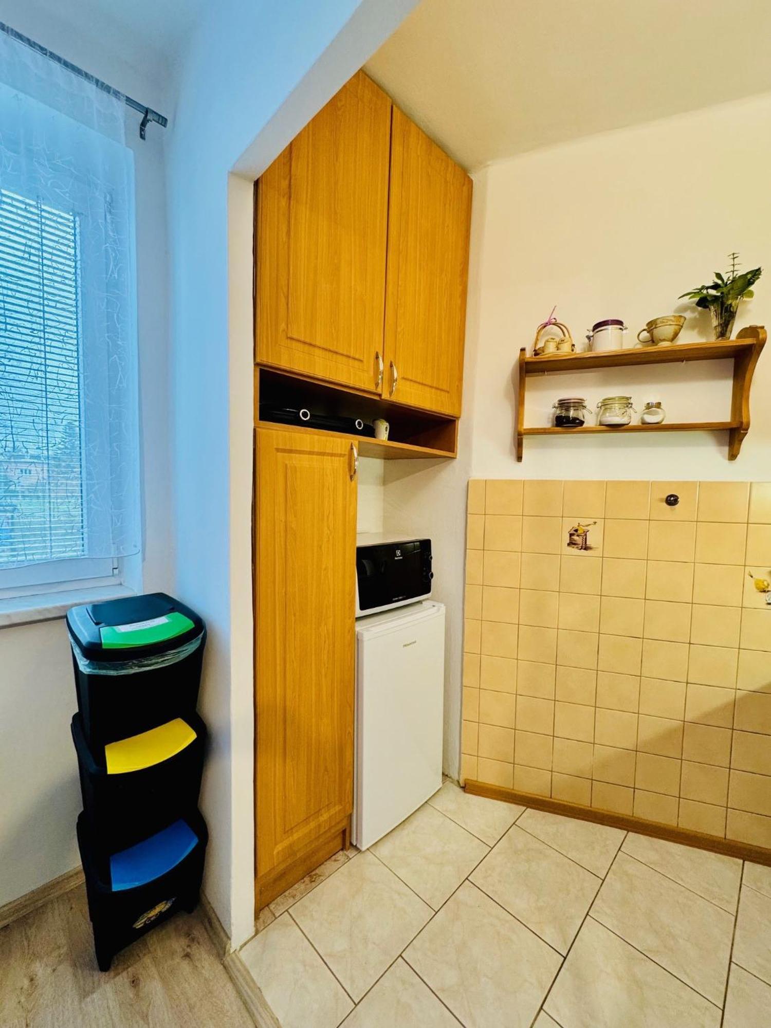 Garsonka Ve Dvore Dvůr Králové nad Labem Eksteriør billede
